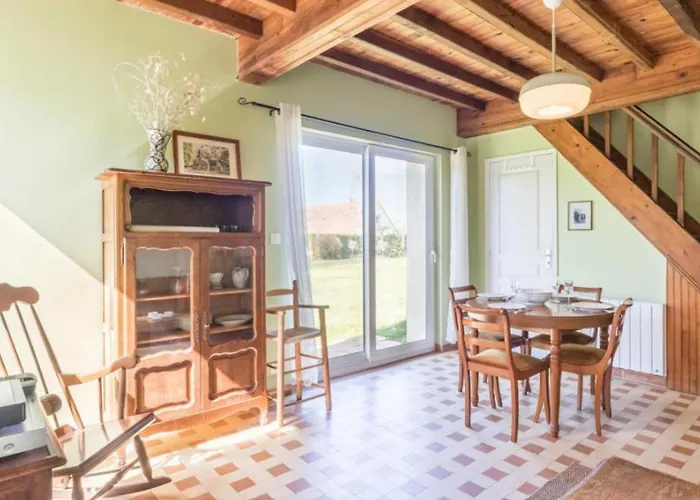 Les Fresnes Holiday home *